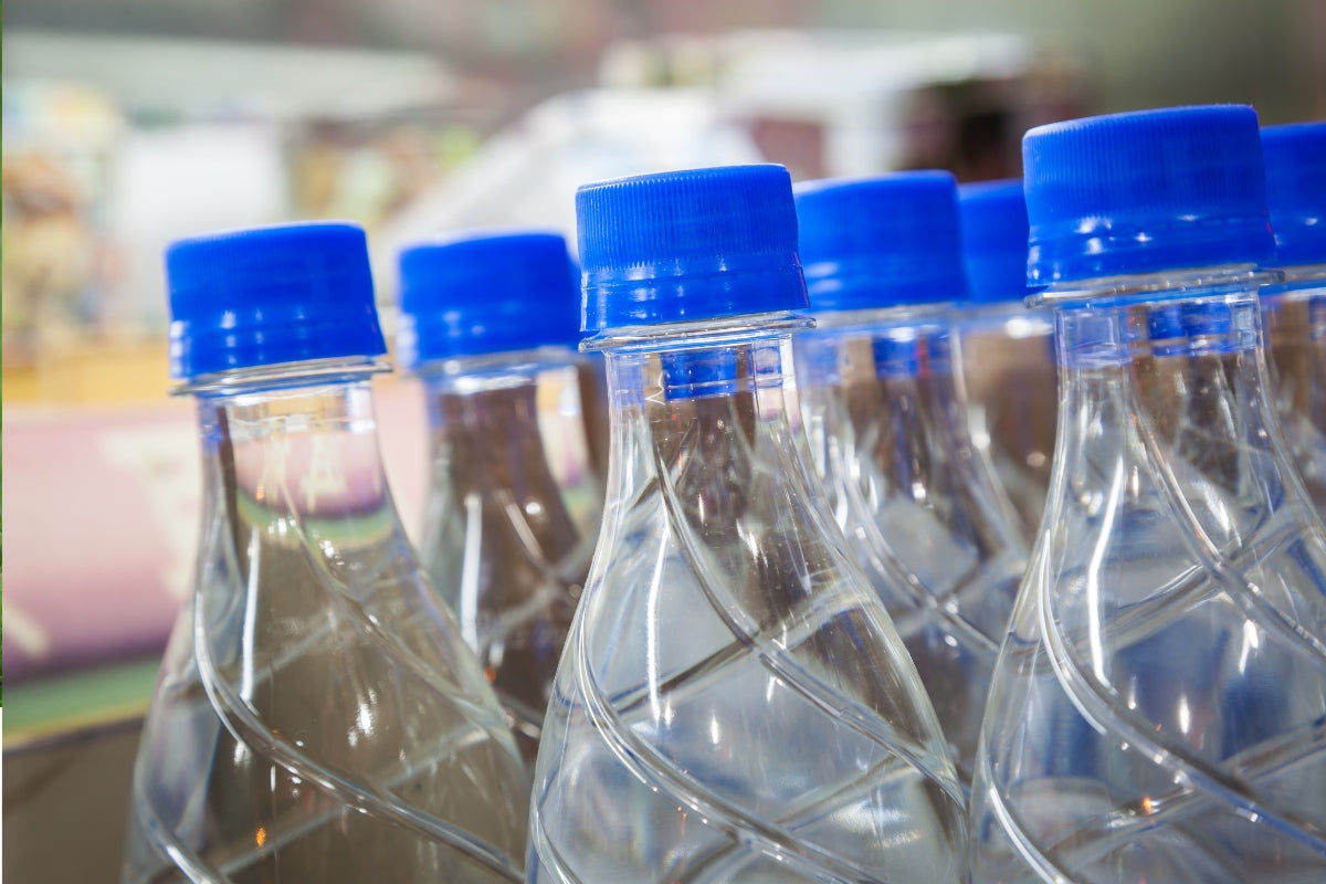 Scandale des eaux minérales : Nestlé Waters va payer 2 millions d'euros